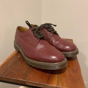 Doc Martens Men’s Wingtip/Brogue Shoe (Size 10)